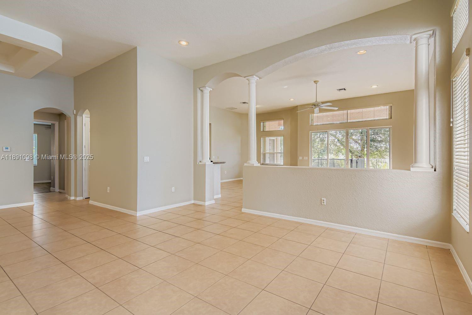 RESERVE AT HUNTINGTON 174 - Residential