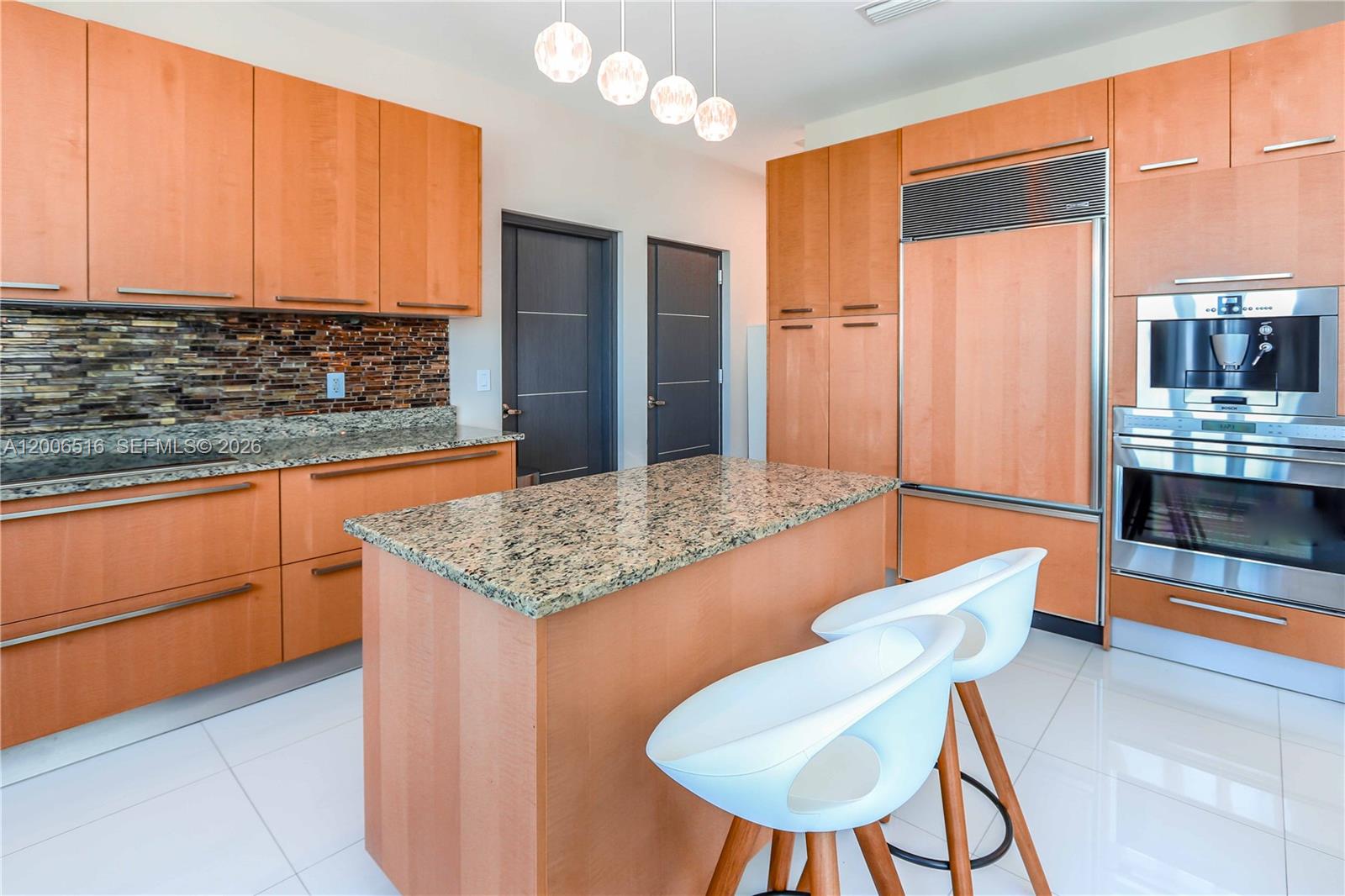 TDR TOWER II CONDO - Residential