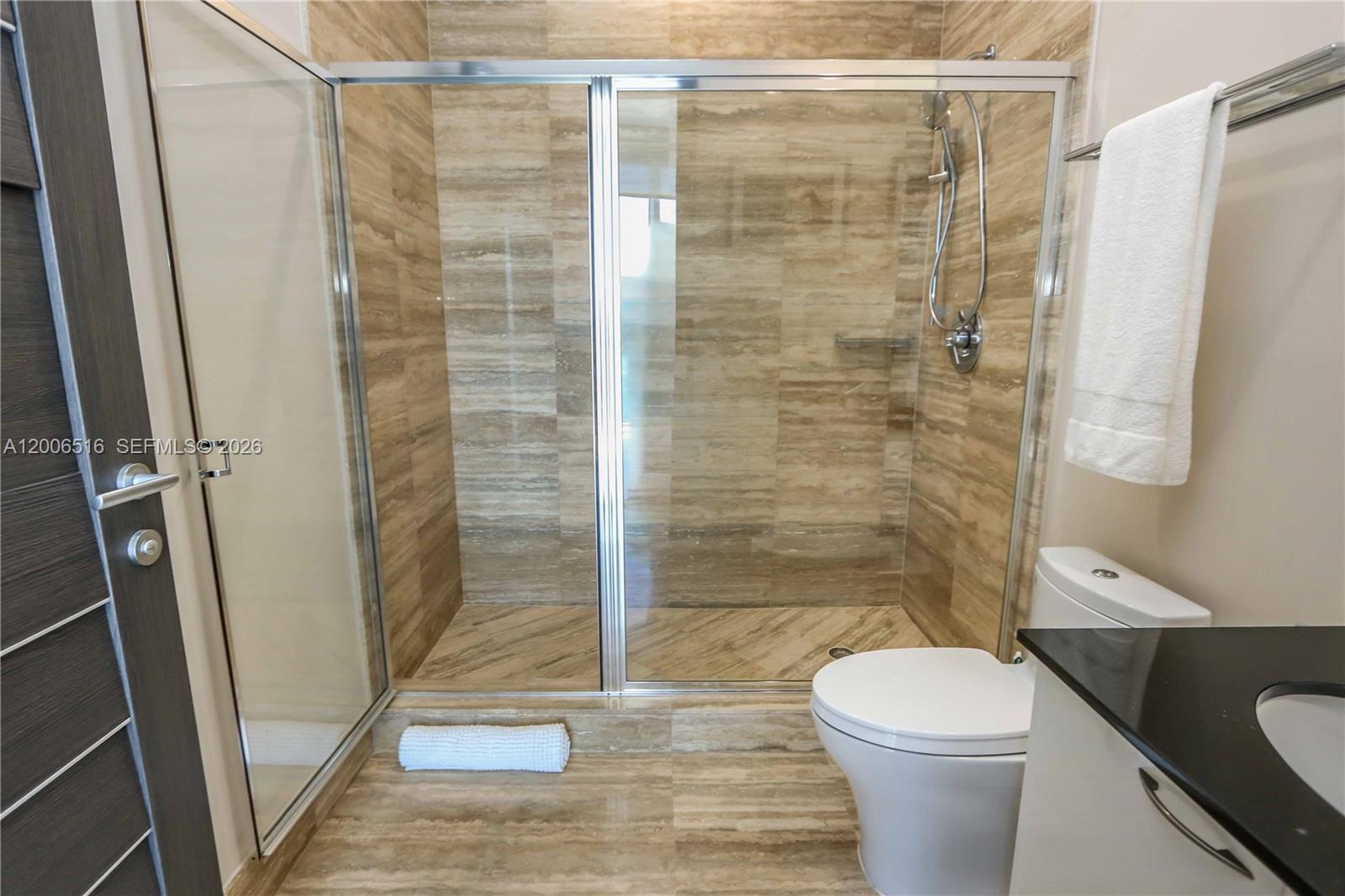 TDR TOWER II CONDO - Residential
