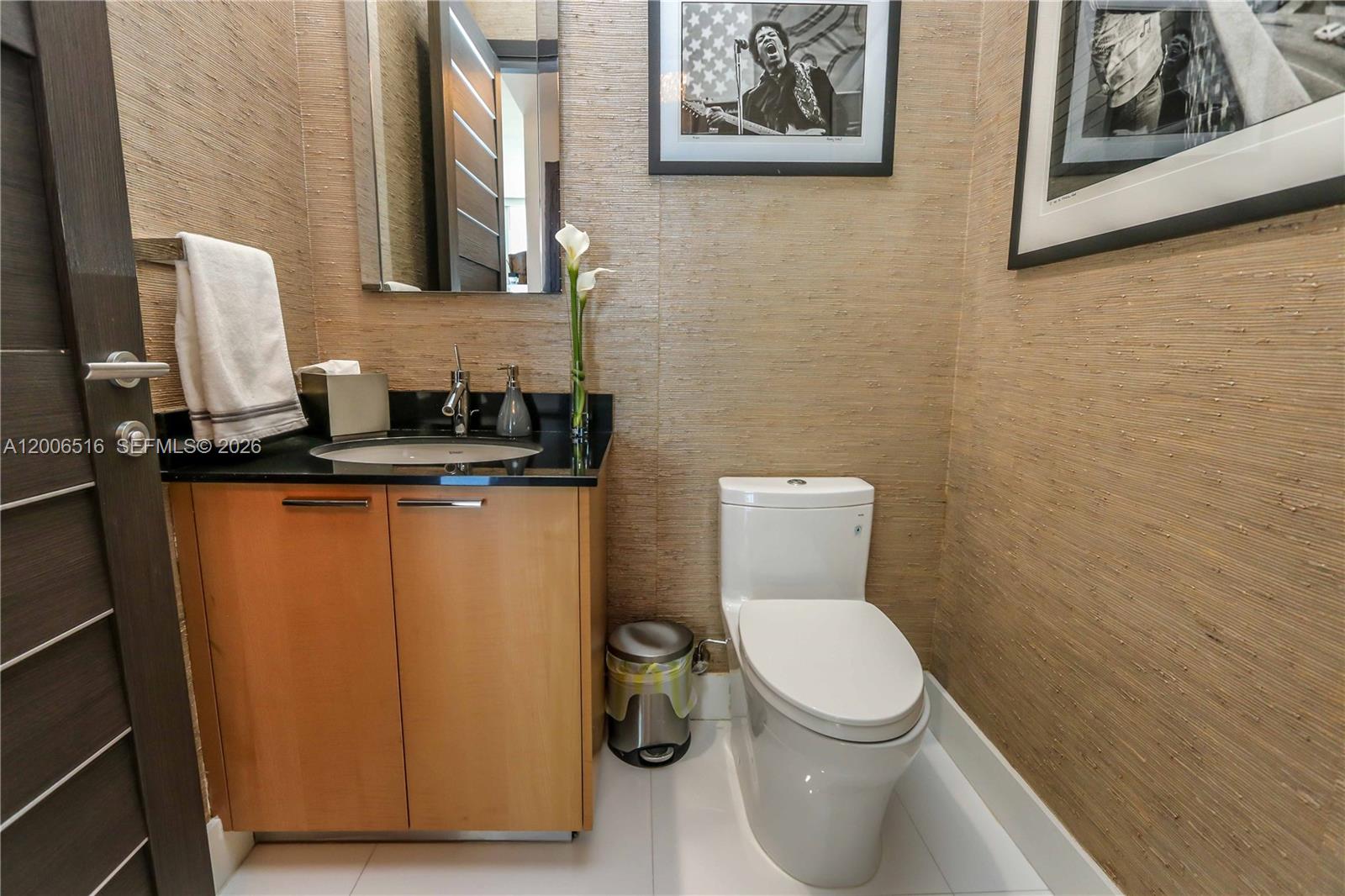 TDR TOWER II CONDO - Residential