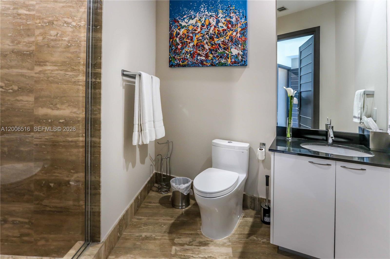 TDR TOWER II CONDO - Residential
