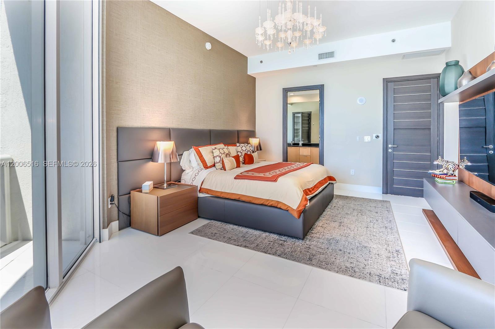 TDR TOWER II CONDO - Residential