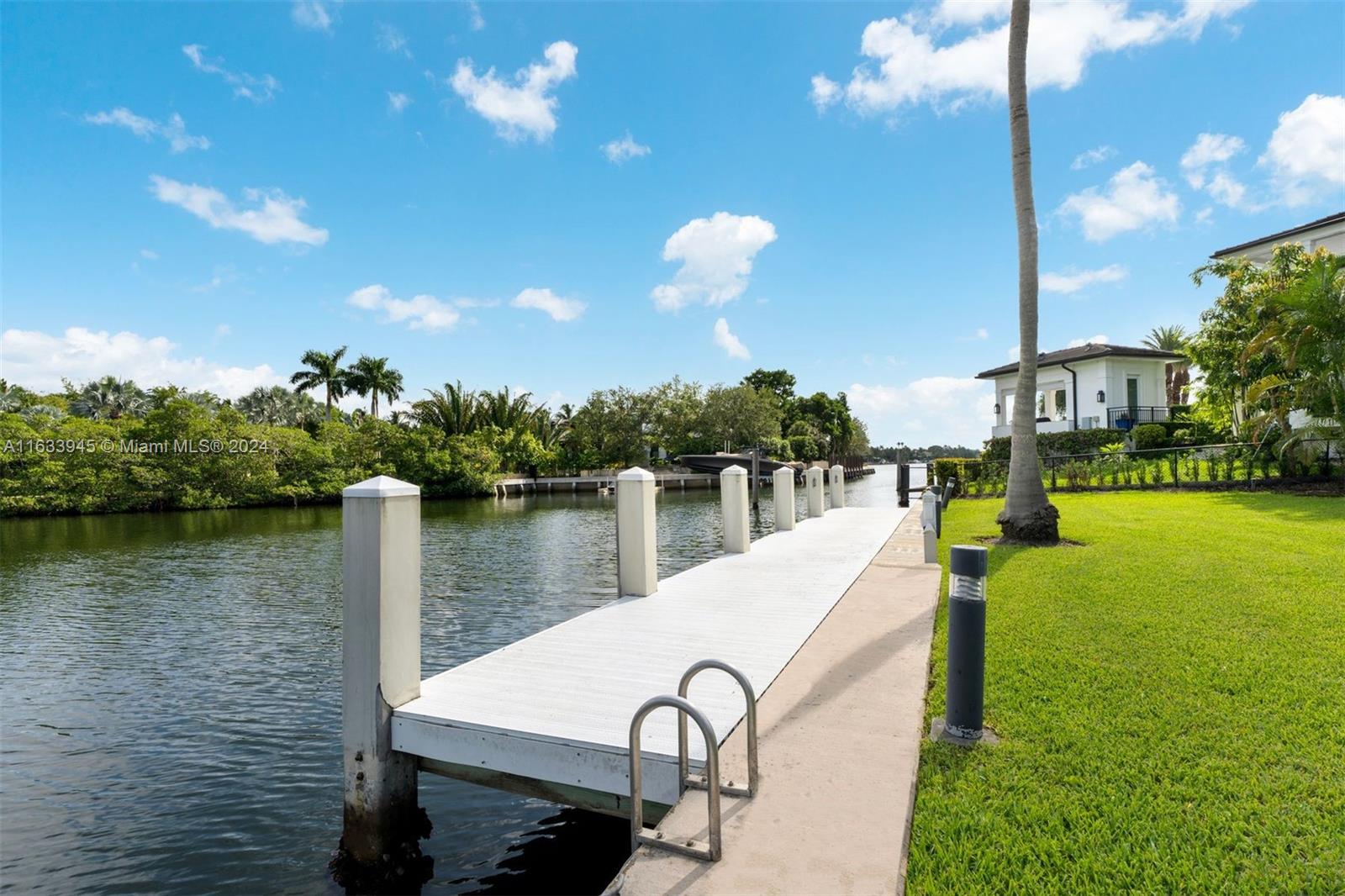 OLD CUTLER BAY SEC 1 - Residential