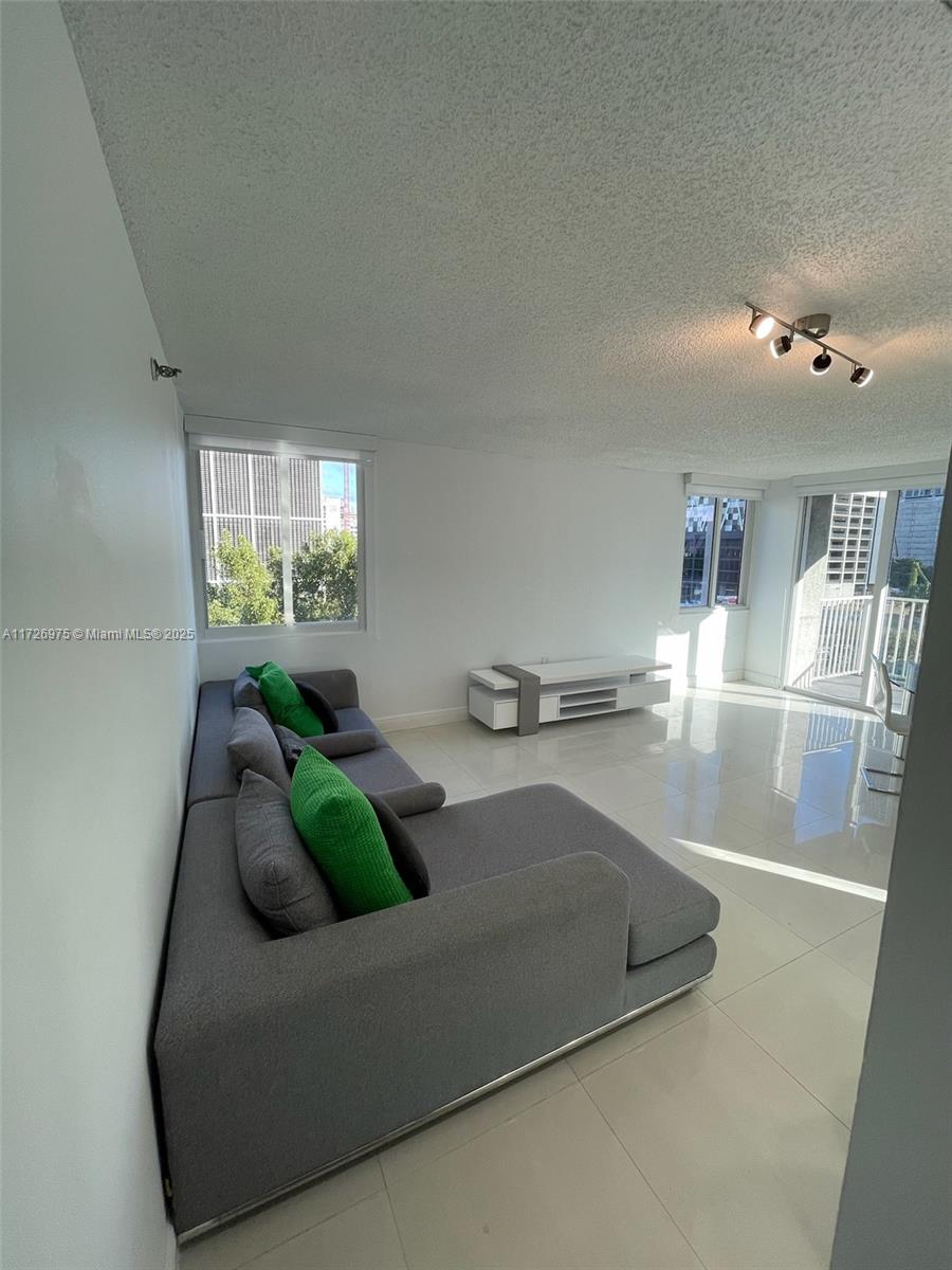 Property for Sale at 800 N Miami Ave E-504, Miami, Broward County, Florida - Bedrooms: 2 
Bathrooms: 2  - $350,000