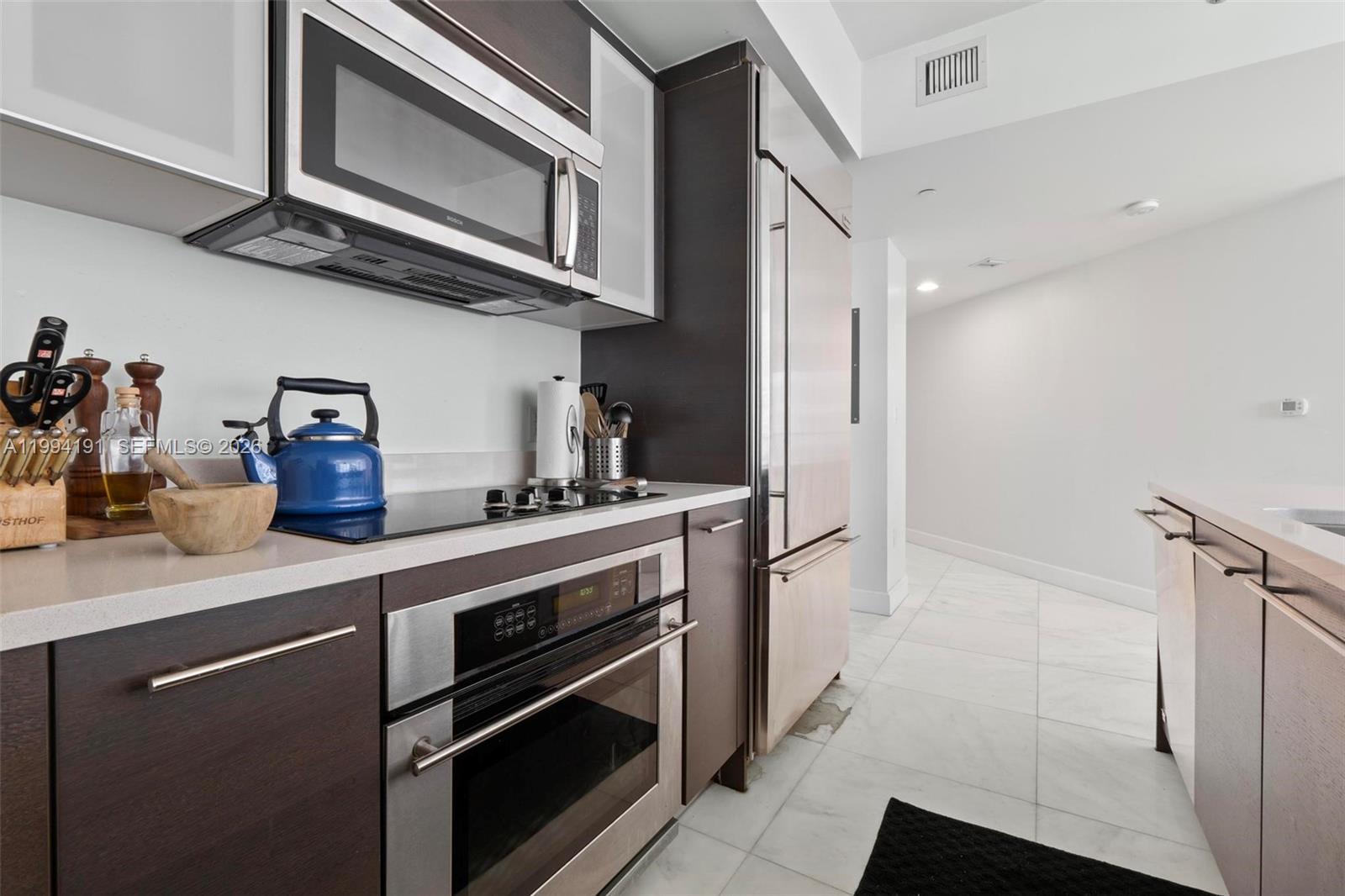 500 BRICKELL EAST CONDO - Residential