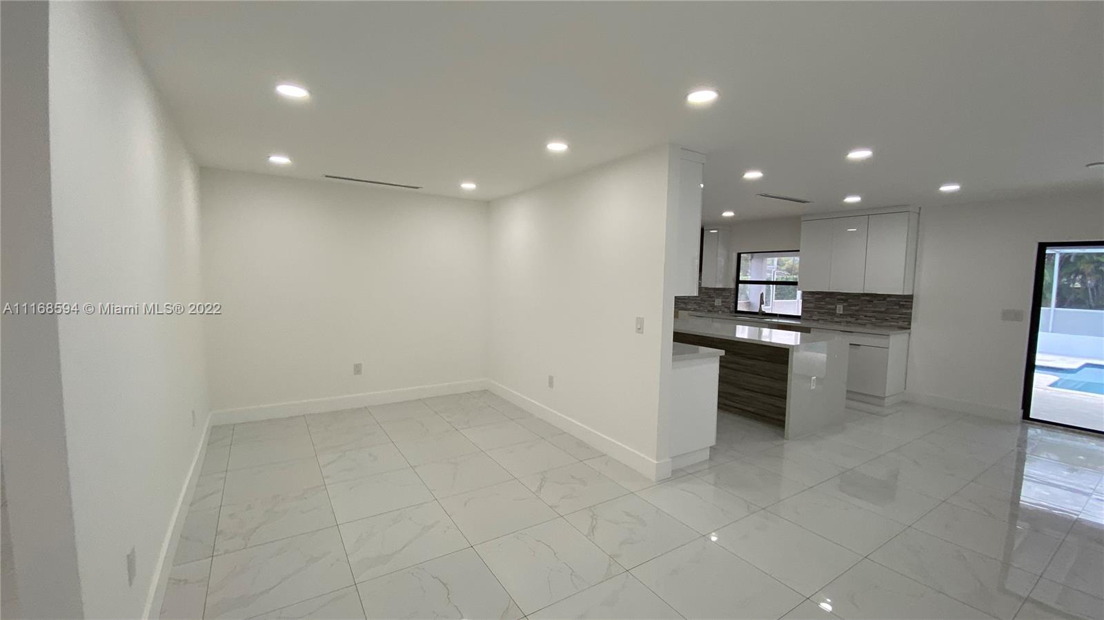 COUNTRY ESTS REV - Residential