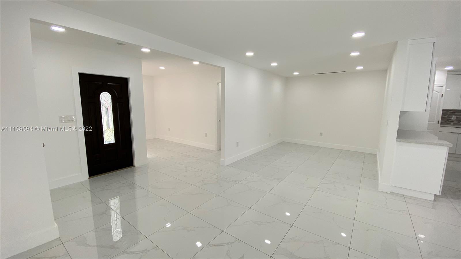 COUNTRY ESTS REV - Residential