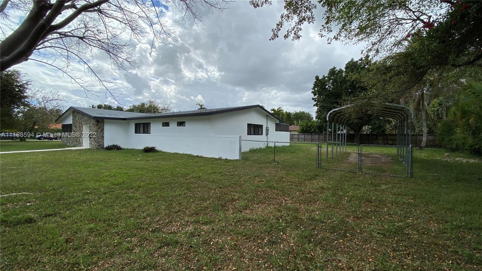 COUNTRY ESTS REV - Residential