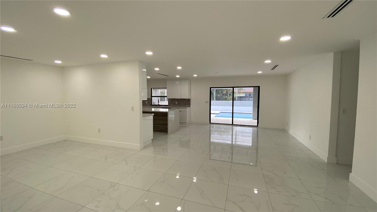 COUNTRY ESTS REV - Residential