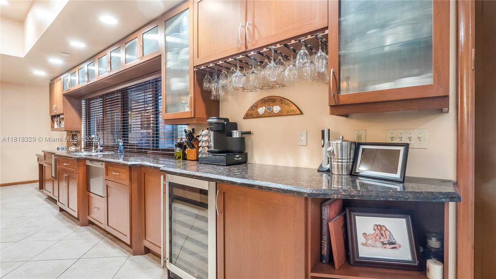 MAPLEWOOD - Residential