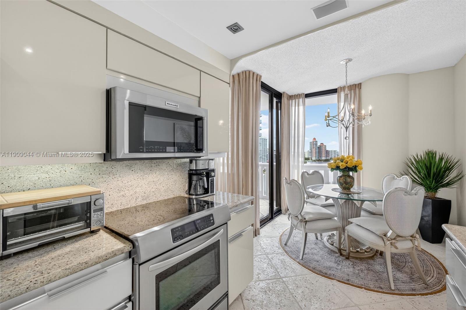 3000 ISL BLVD WILLIAMS IS - Residential