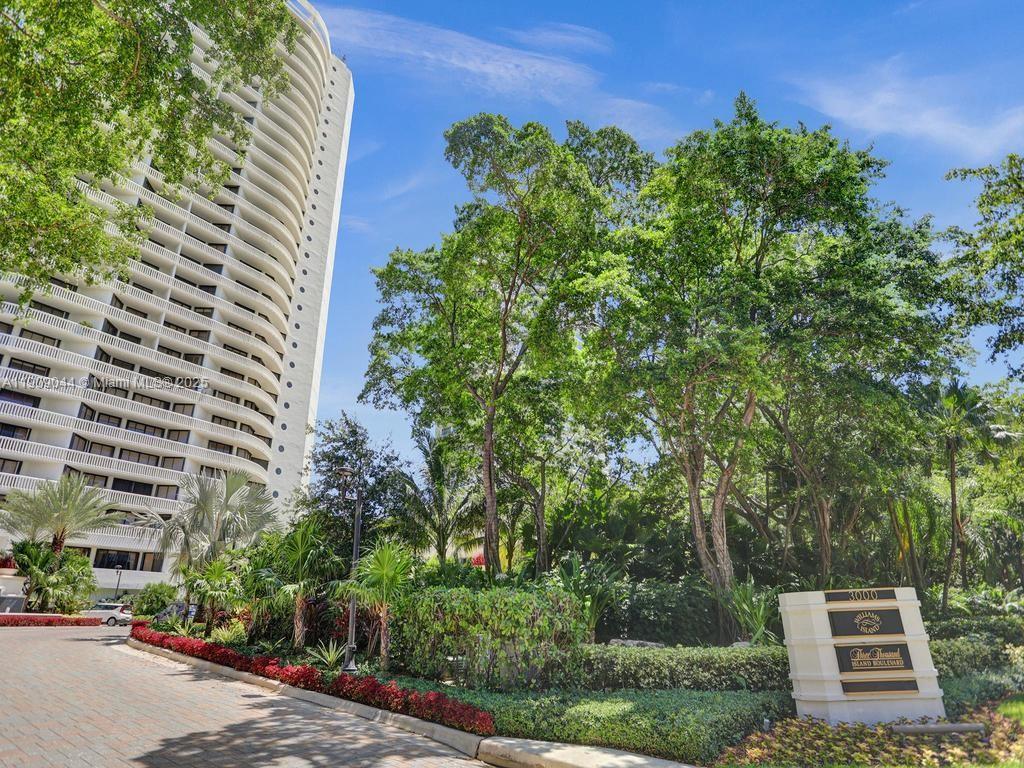 3000 ISL BLVD WILLIAMS IS - Residential