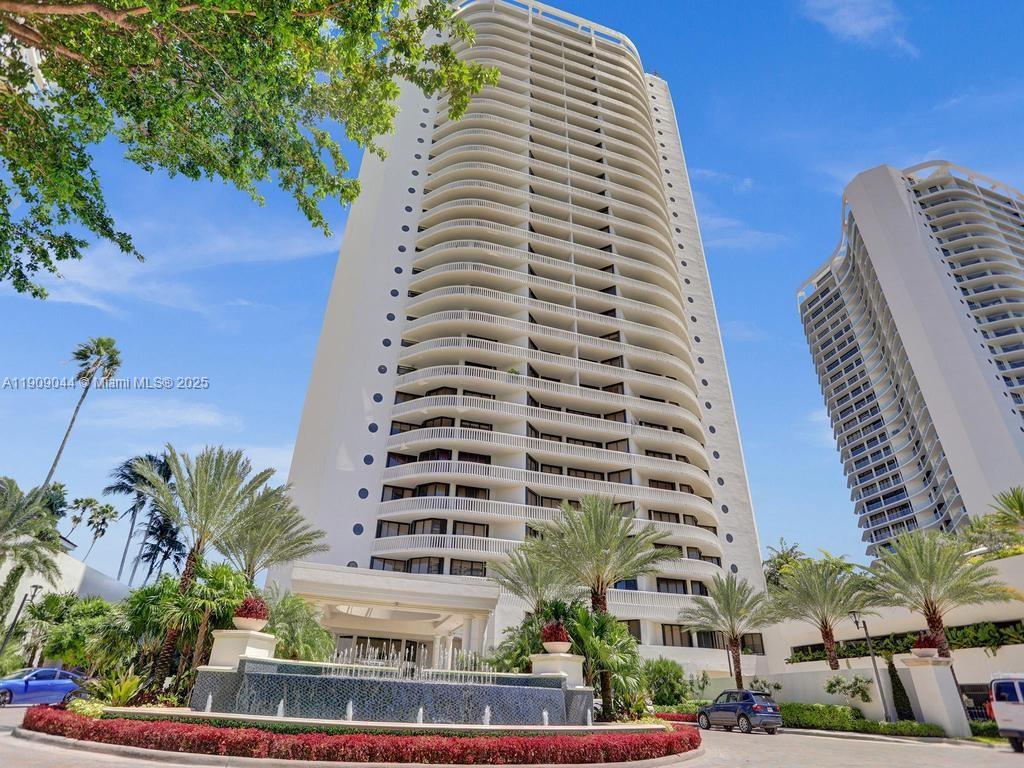 3000 ISL BLVD WILLIAMS IS - Residential