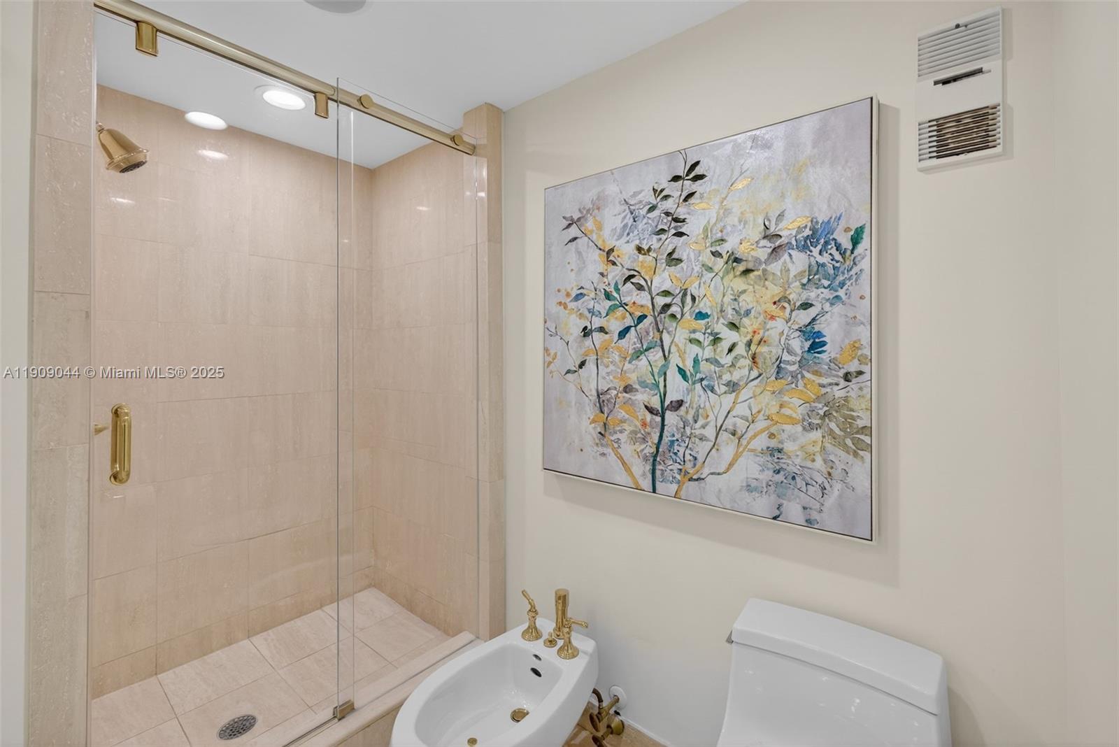 3000 ISL BLVD WILLIAMS IS - Residential