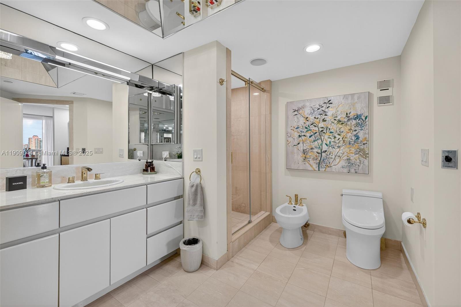 3000 ISL BLVD WILLIAMS IS - Residential