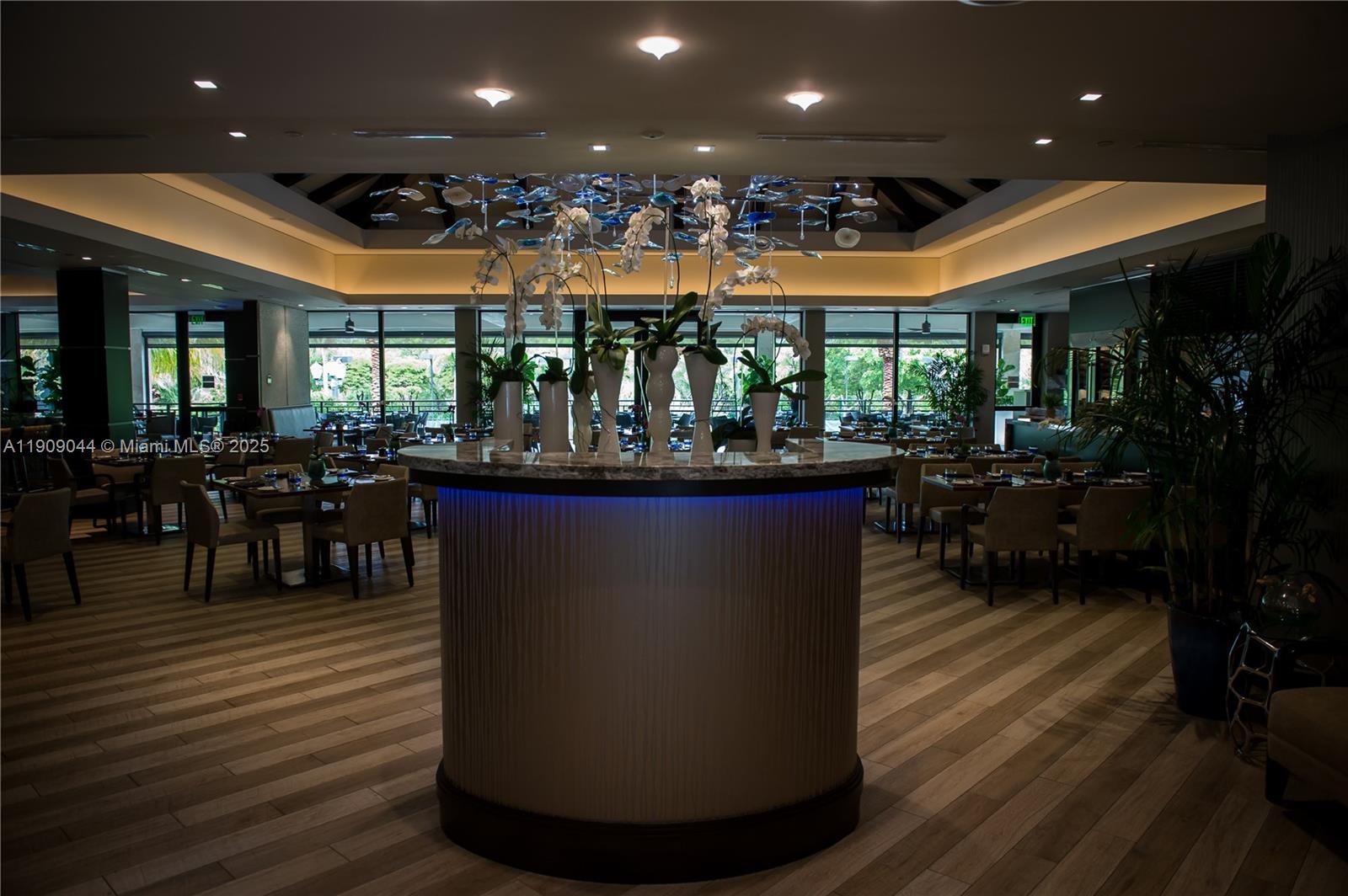 3000 ISL BLVD WILLIAMS IS - Residential