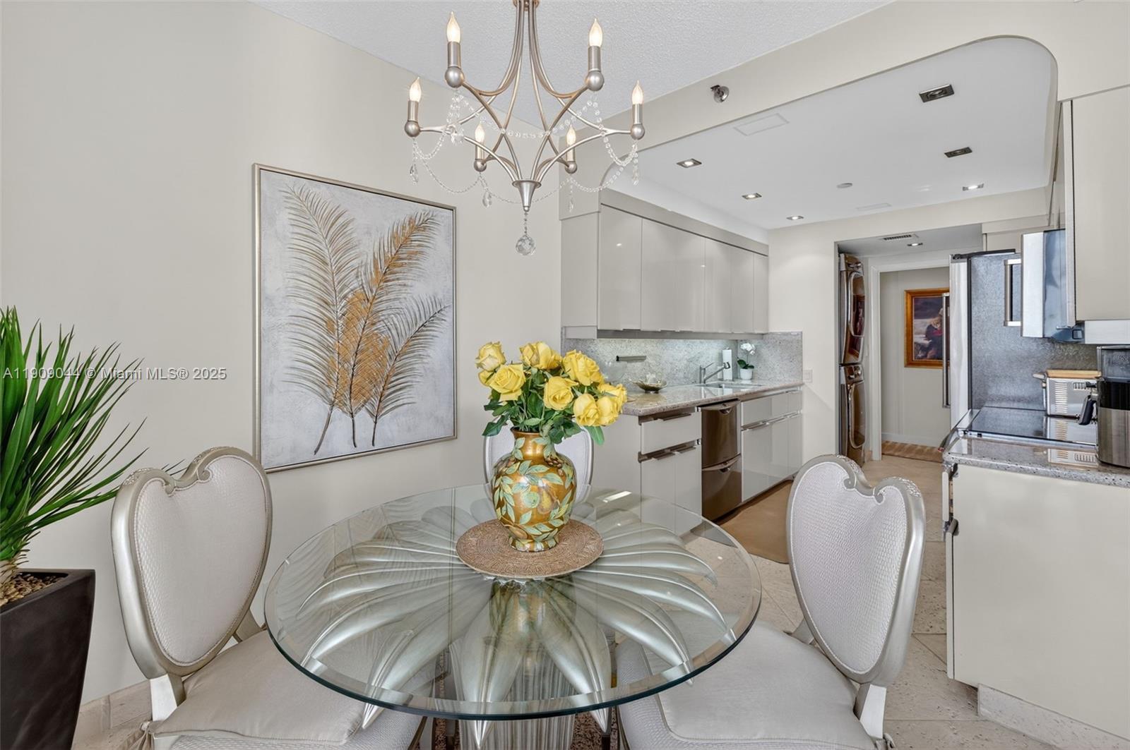 3000 ISL BLVD WILLIAMS IS - Residential