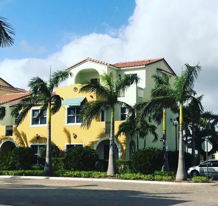 PEMBROKE FALLS-PHASE 1 - Residential