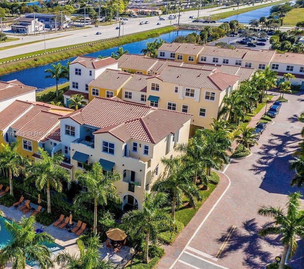 PEMBROKE FALLS-PHASE 1 - Residential