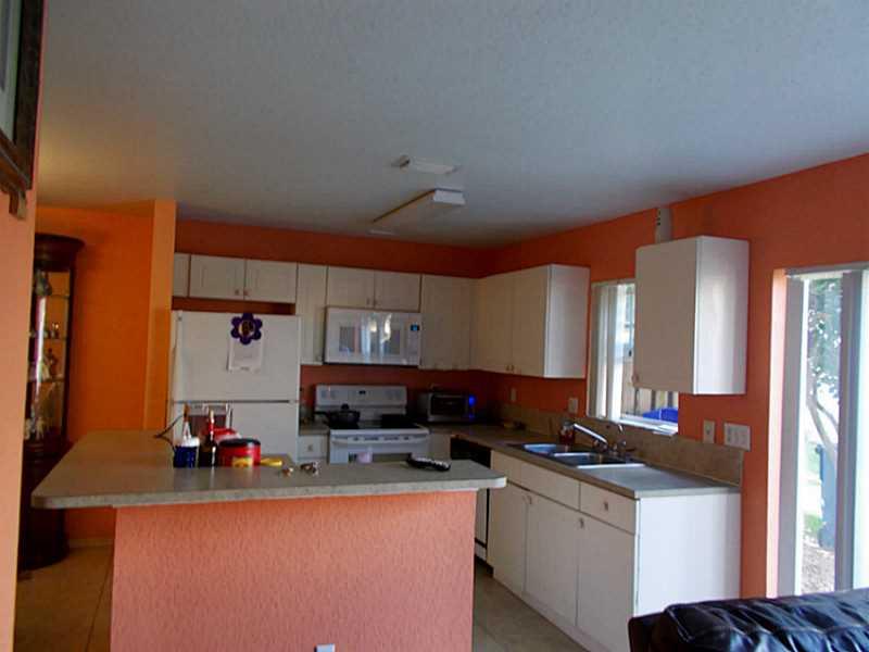 UNIVERSITY PARK - Residential Lease