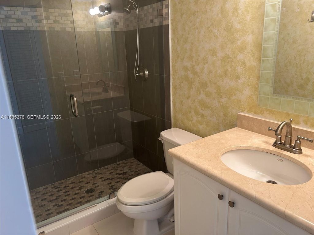 Photo of 400 Leslie Dr #308, Hallandale Beach, FL 33009 (MLS # A11985210)