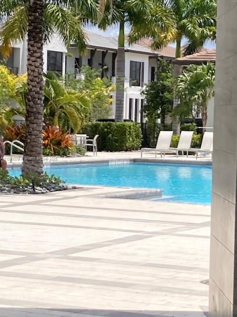 URBANA DOWNTOWN DORAL - Residential Lease
