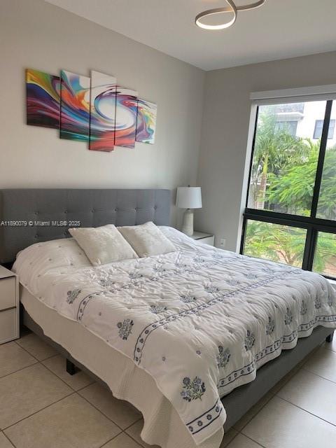 URBANA DOWNTOWN DORAL - Residential Lease