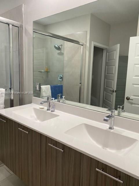URBANA DOWNTOWN DORAL - Residential Lease