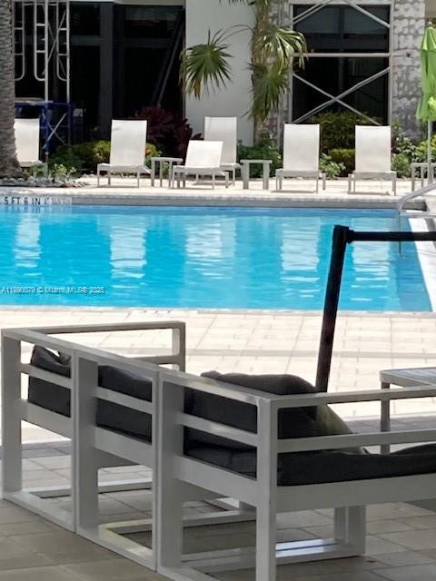 URBANA DOWNTOWN DORAL - Residential Lease