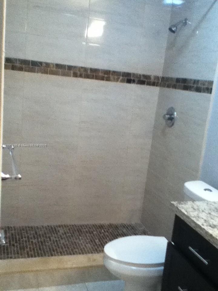 DORAL GARDENS II CONDO - Residential Lease