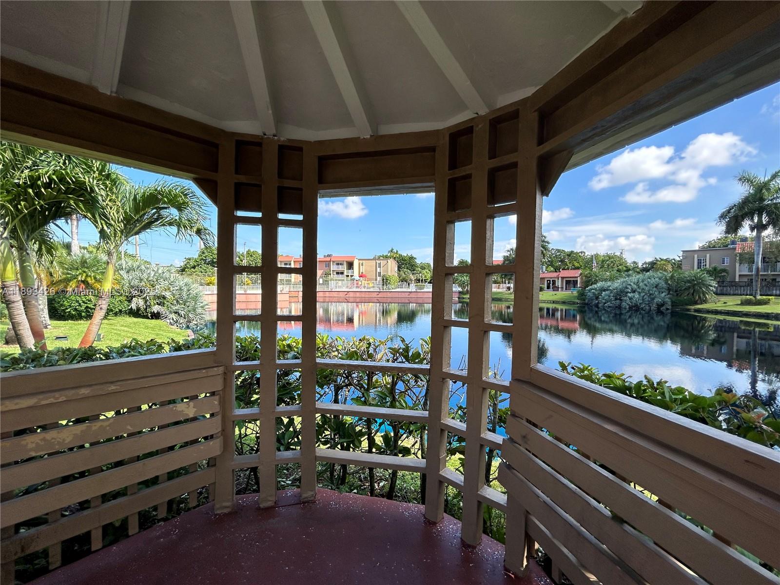 DORAL GARDENS II CONDO - Residential Lease