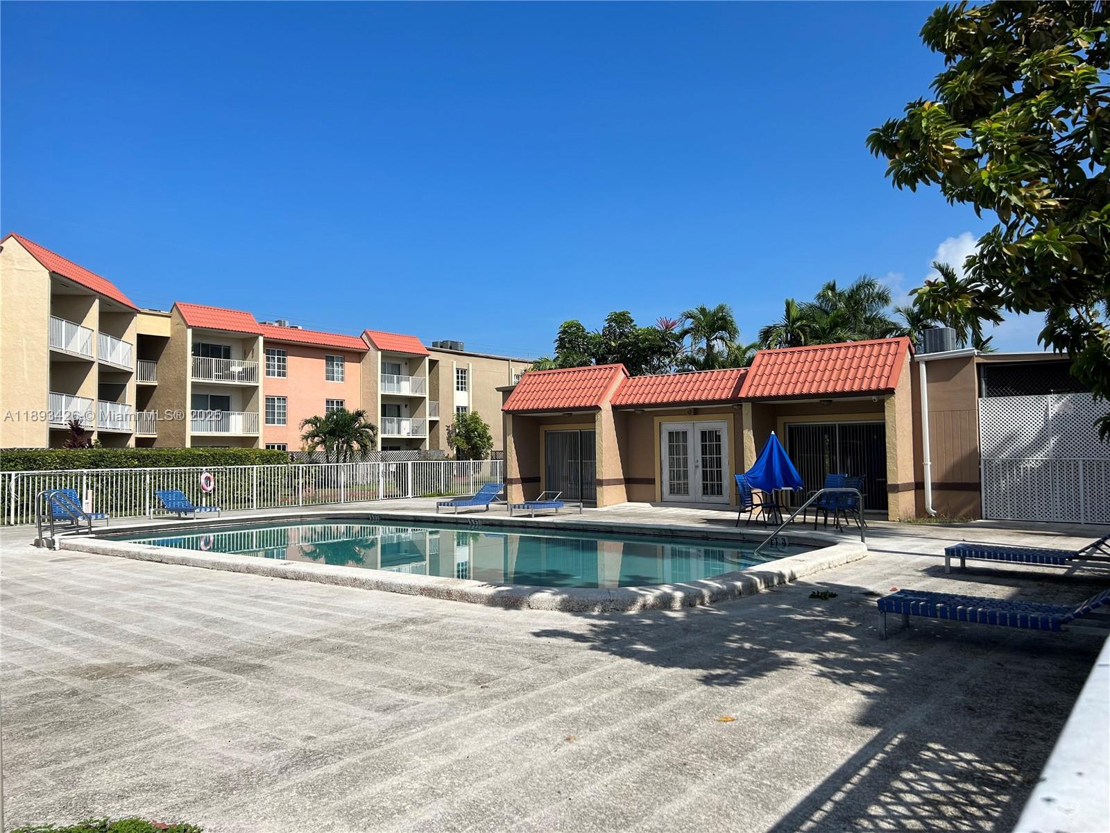 DORAL GARDENS II CONDO - Residential Lease