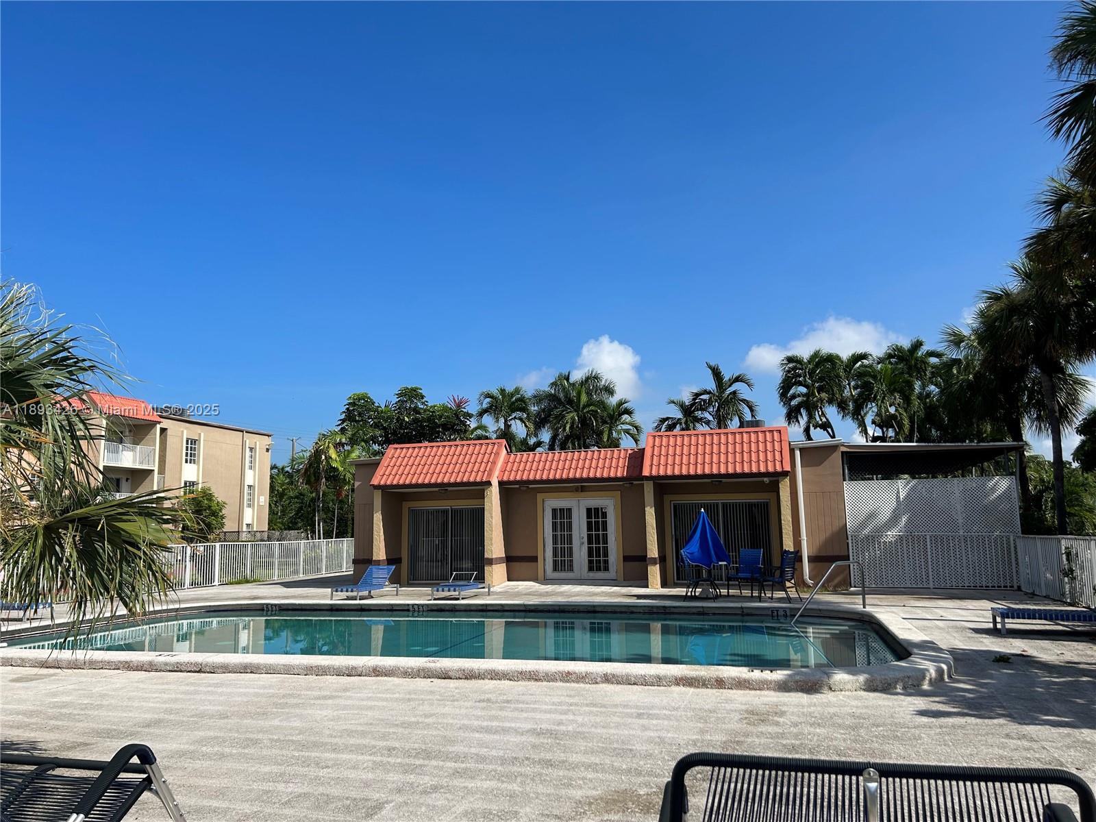DORAL GARDENS II CONDO - Residential Lease