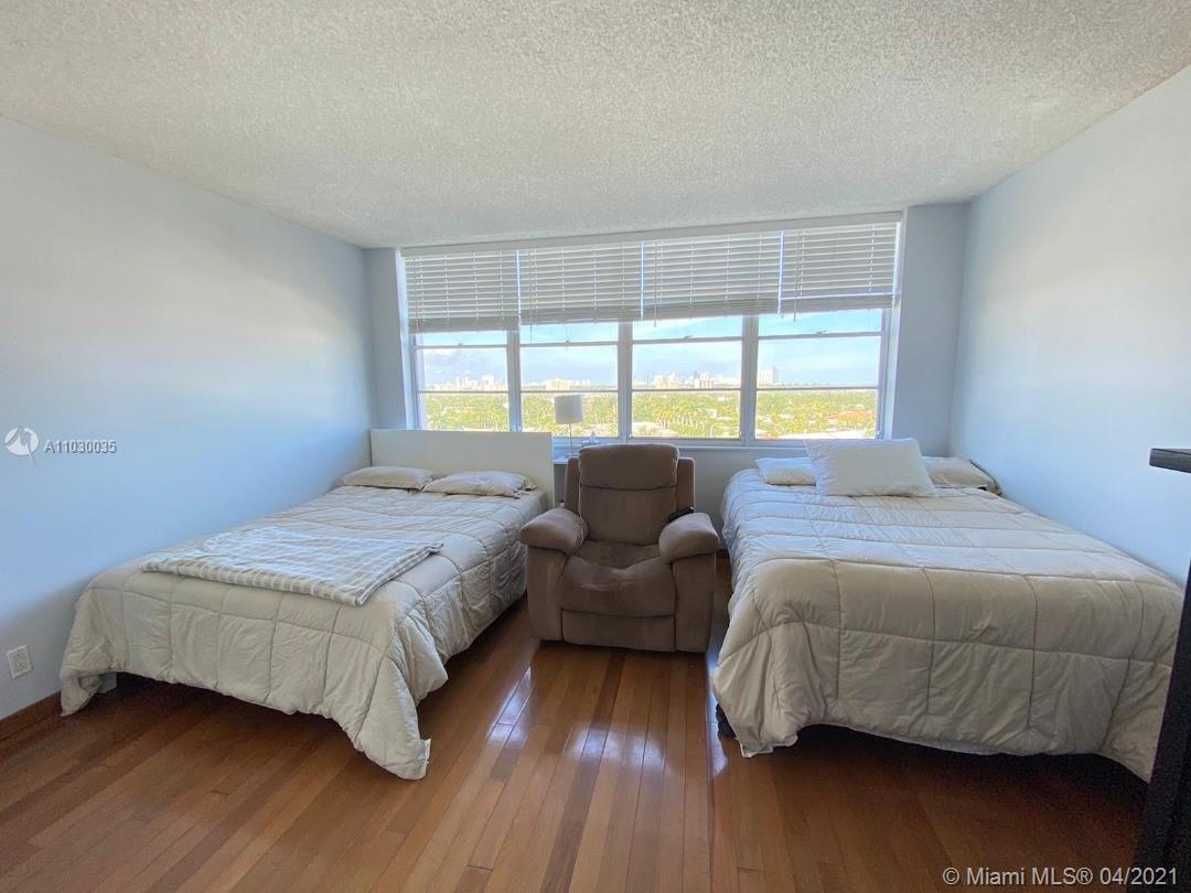 BAYVIEW TOWERS CONDO - Land