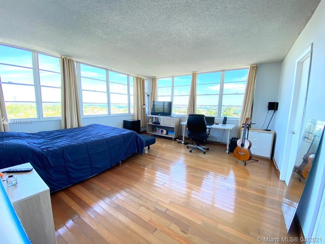 BAYVIEW TOWERS CONDO - Land