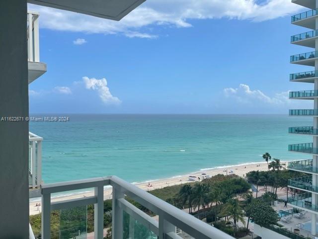 6917 Collins Ave 1207