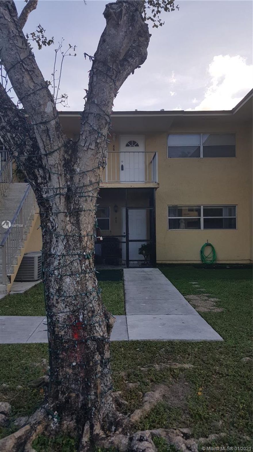 Fully updated and new interior in a great location in West Kendall. New kitchen and quartz counters, new stainless steel appliances (Refrigerator to be replaced) pantry, ceramic floors throughout. Master faces lake and master bath has new ceramic shower, new vanity with quartz counters and new commode. Second bath has new bathtub with shower, new vanity and another quartz counter. New full size washer and dryer in unit. This is a 10+++ condo to rent on the second floor. Great responsive landlords. Walkable to shopping, transportation and great schools.