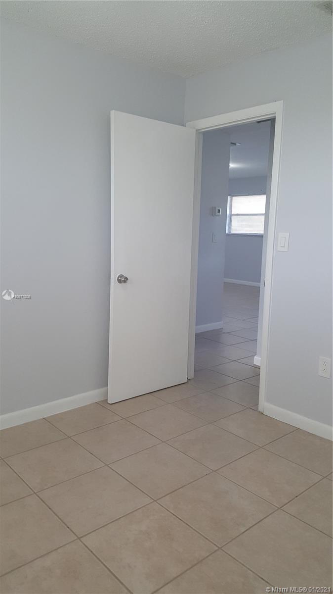 LAKESIDE XI CONDO PH III - Residential Lease