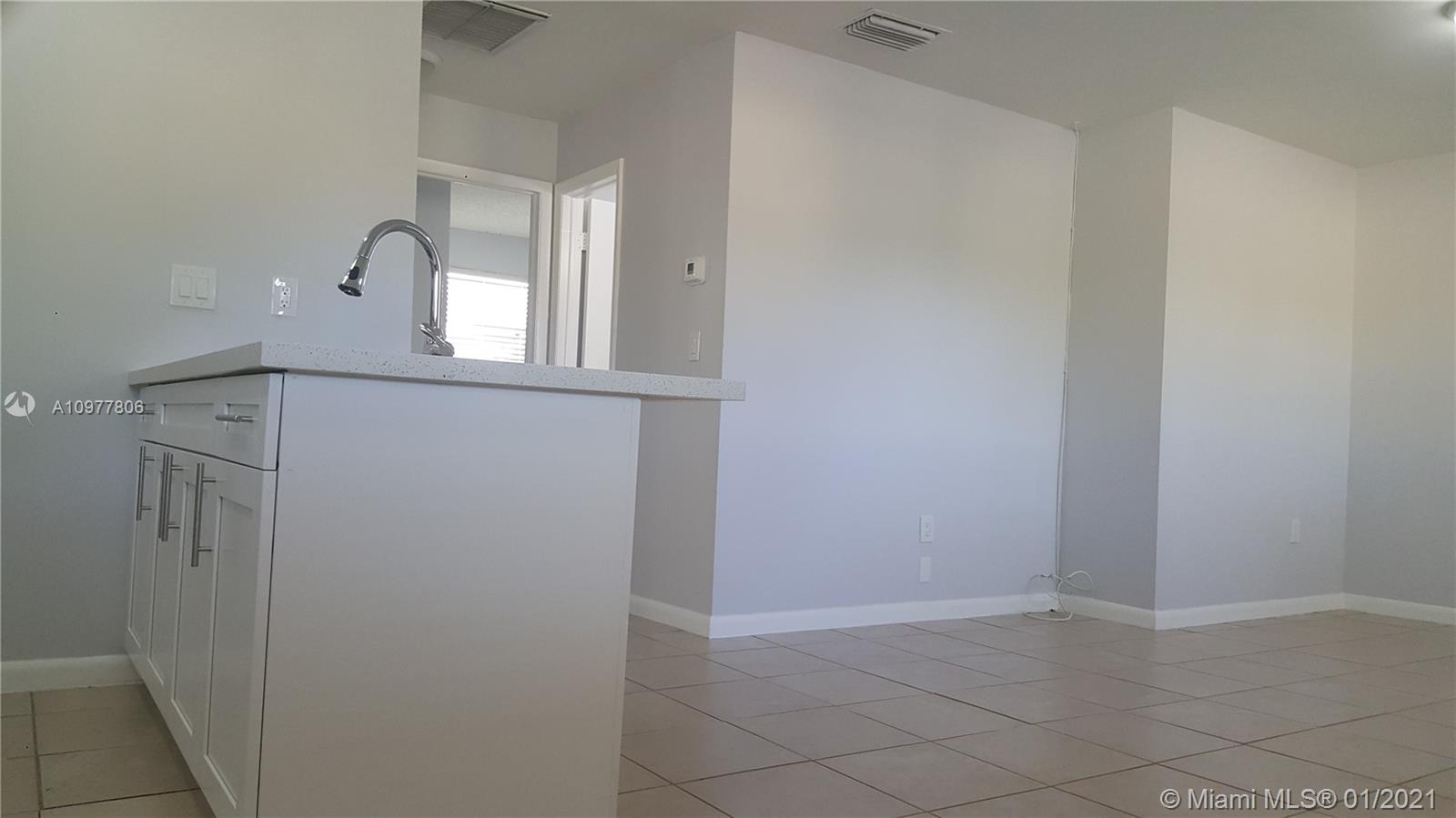 LAKESIDE XI CONDO PH III - Residential Lease