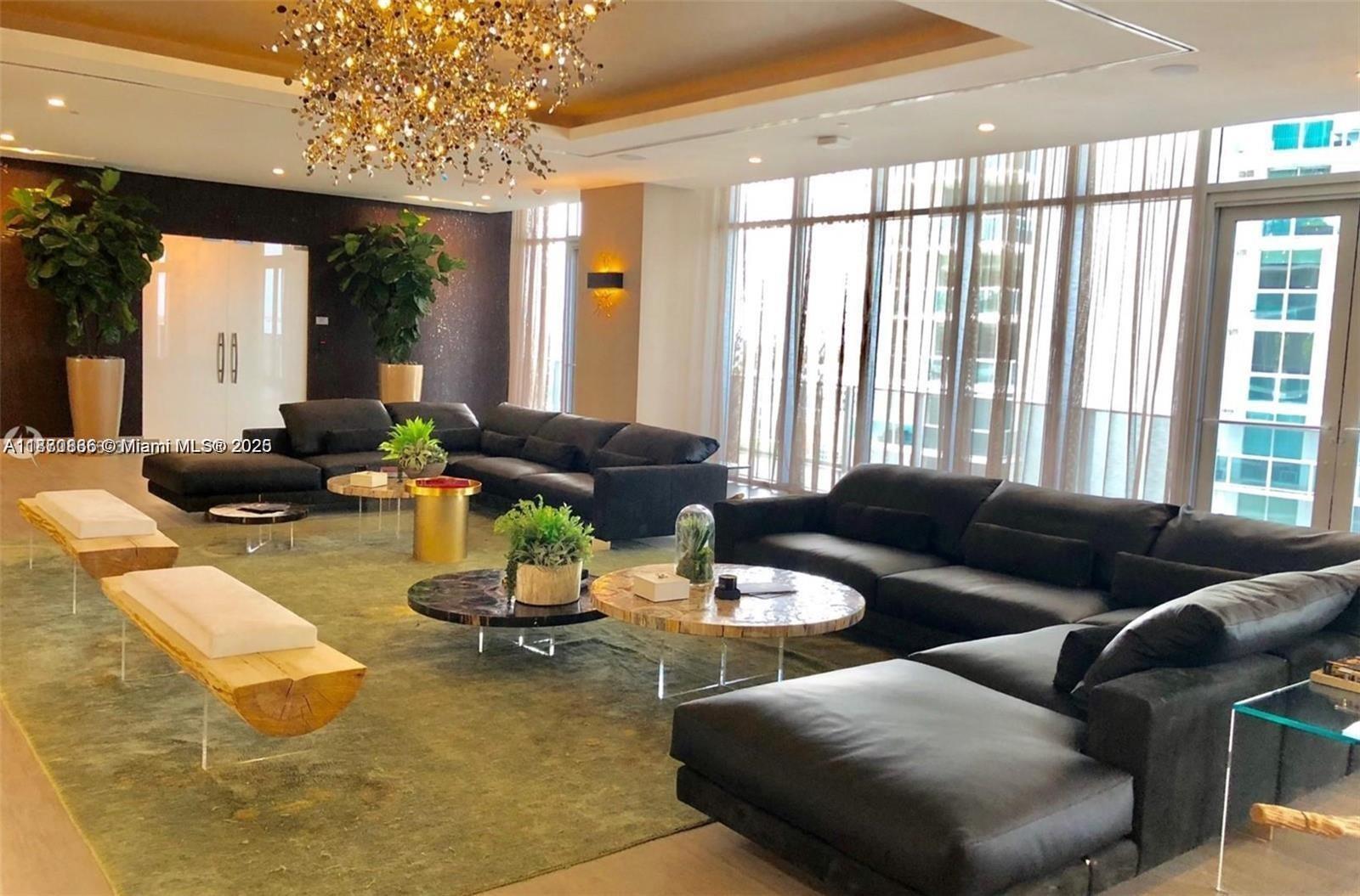 ARIA ON THE BAY CONDO - Residential Lease