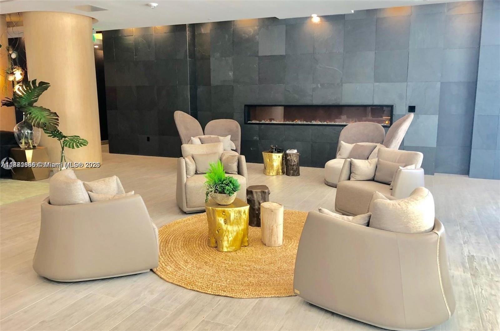 ARIA ON THE BAY CONDO - Residential Lease