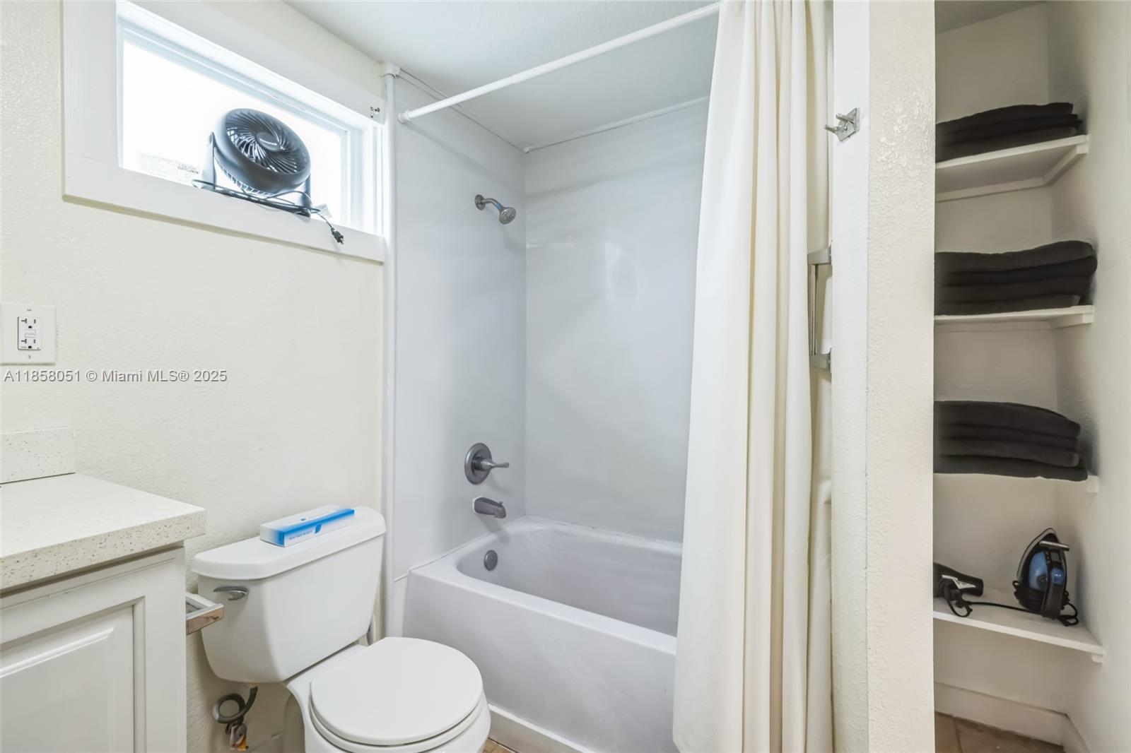 T L JOHNSON SUB IN SW1/4 - Residential