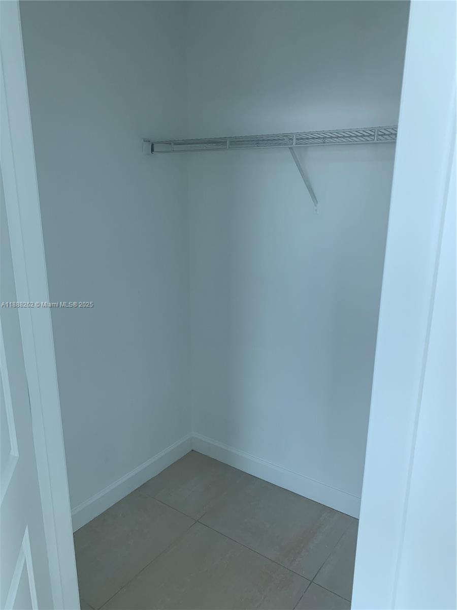 OCEAN MARINE YACHT CLUB C - Residential Lease