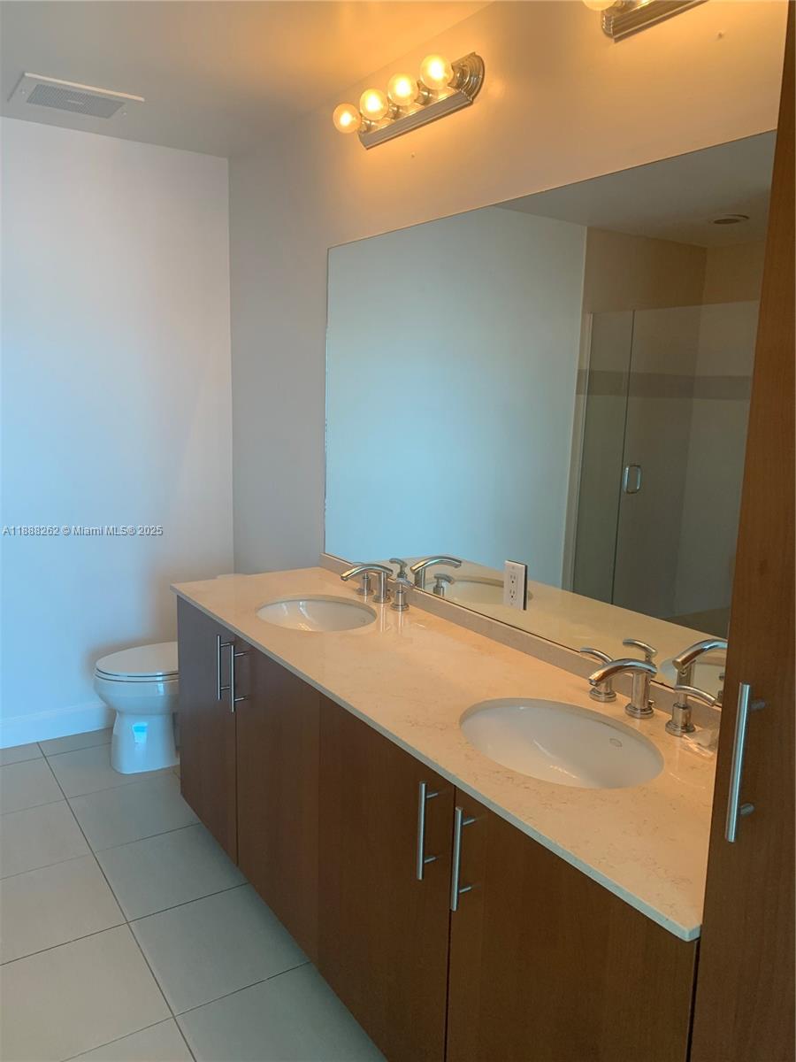 OCEAN MARINE YACHT CLUB C - Residential Lease