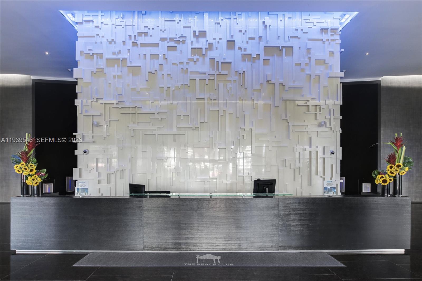 BEACH CLUB I - Residential