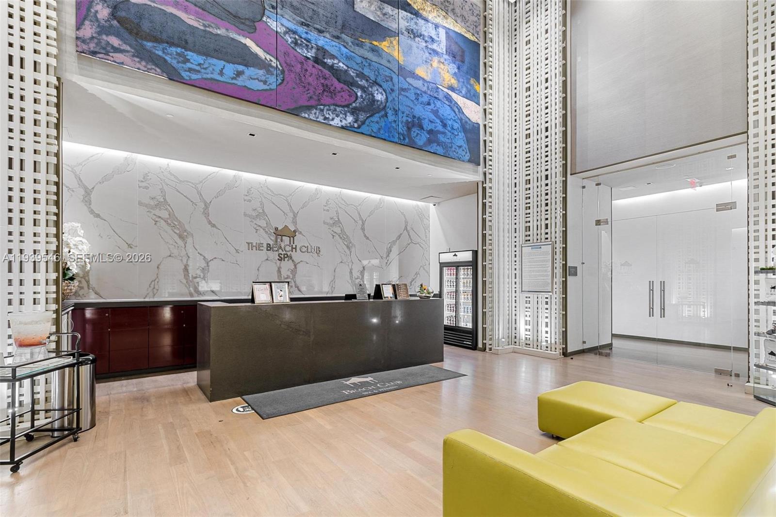 BEACH CLUB I - Residential