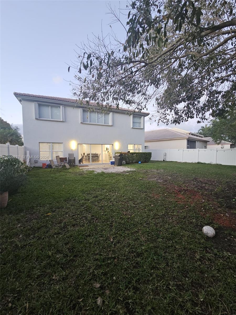 PEMBROKE ISLES 1 - Residential