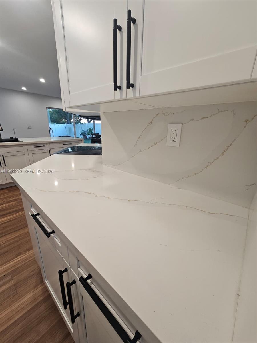 PEMBROKE ISLES 1 - Residential