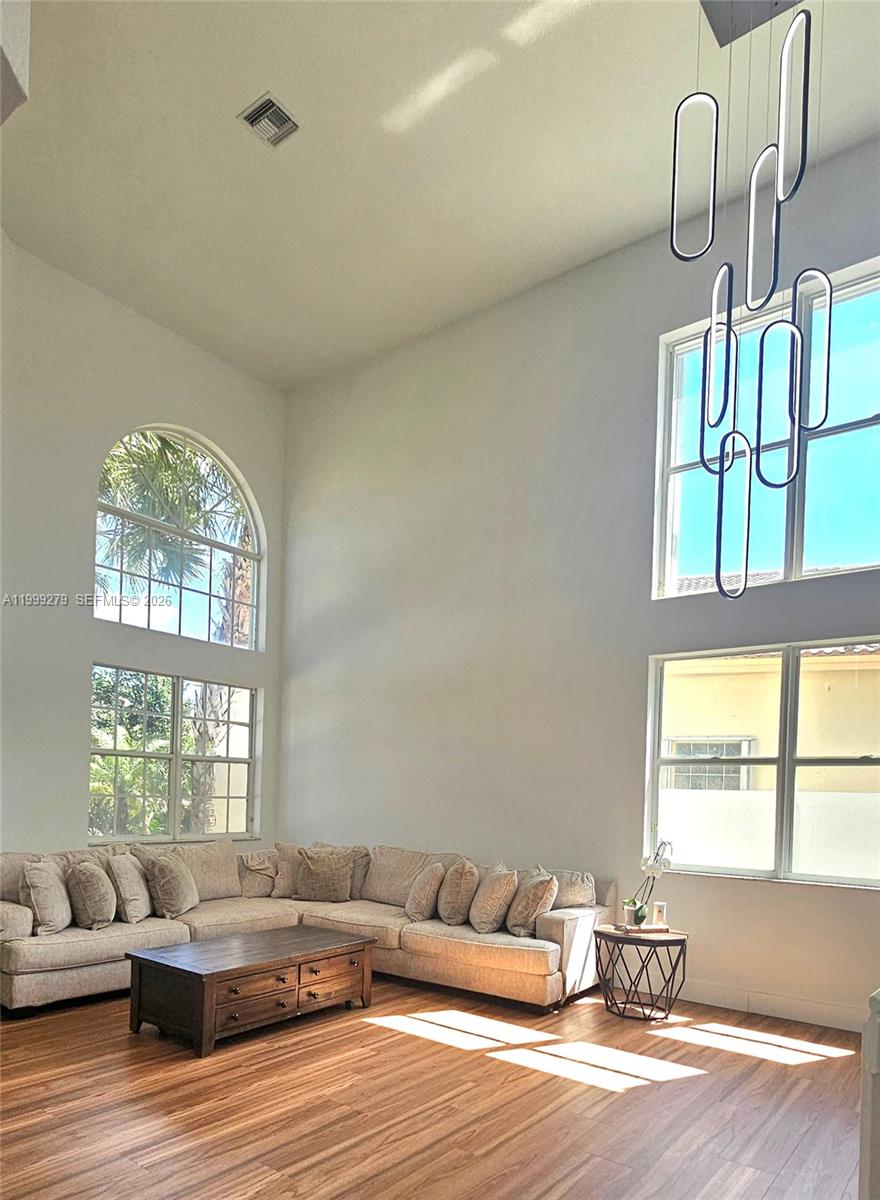 PEMBROKE ISLES 1 - Residential