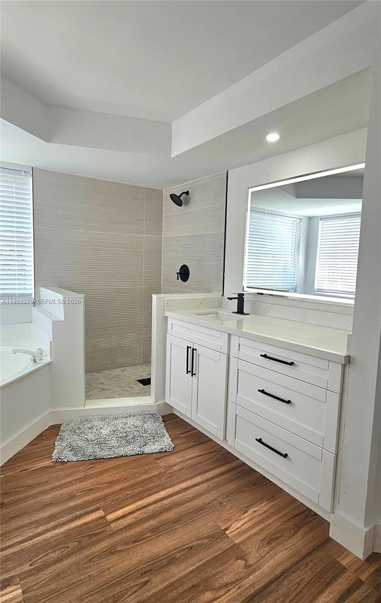 PEMBROKE ISLES 1 - Residential